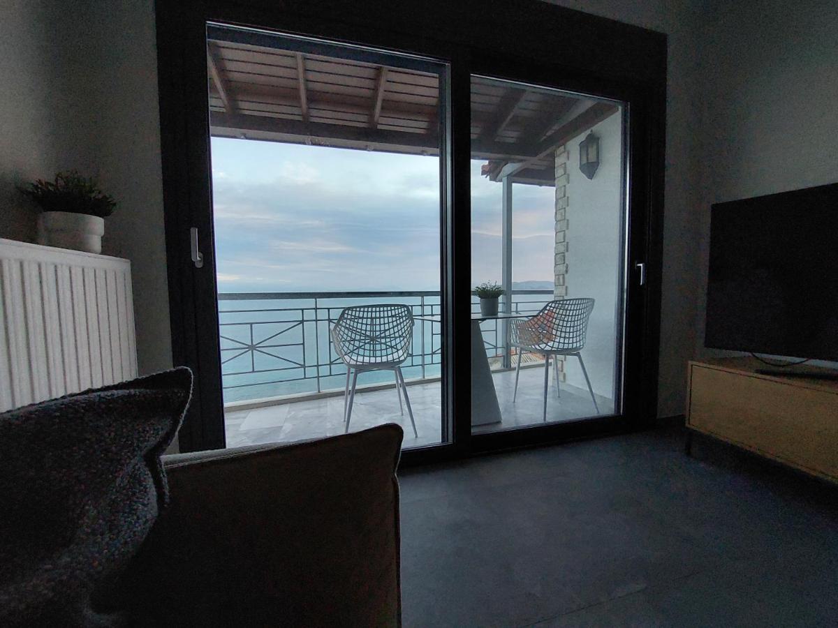 Christellie Luxury Apartment Kiáton Zewnętrze zdjęcie