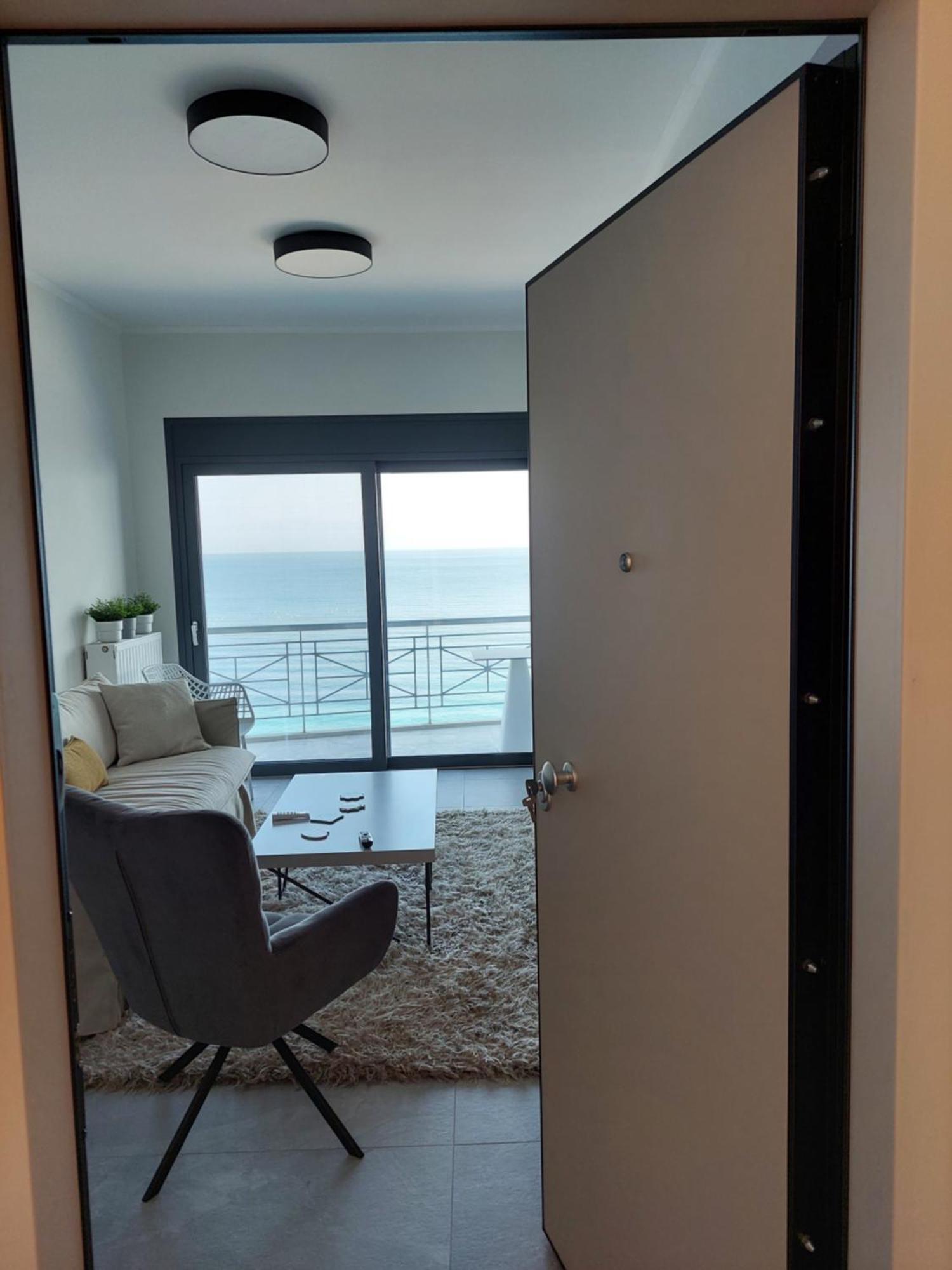 Christellie Luxury Apartment Kiáton Zewnętrze zdjęcie
