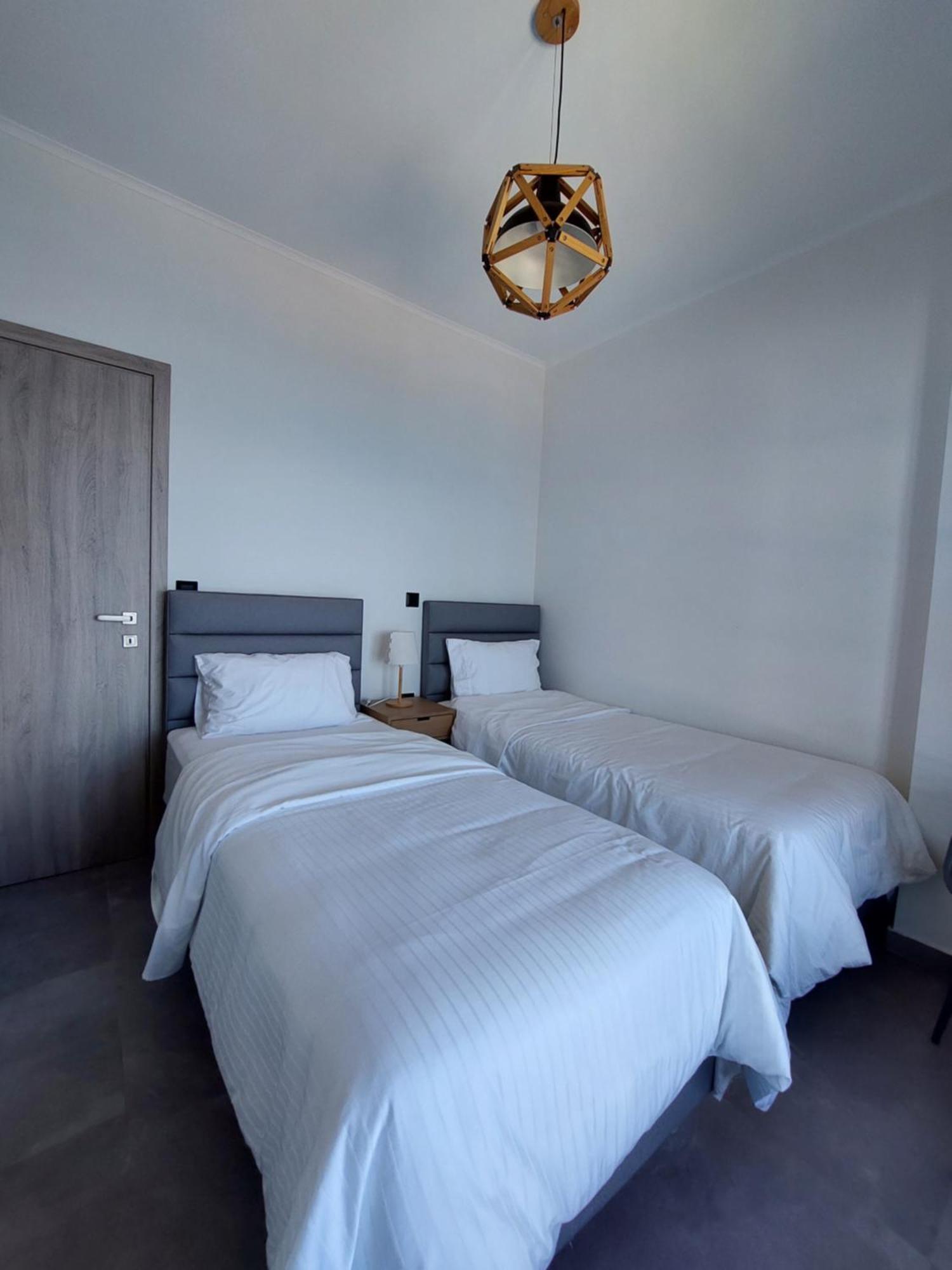 Christellie Luxury Apartment Kiáton Zewnętrze zdjęcie