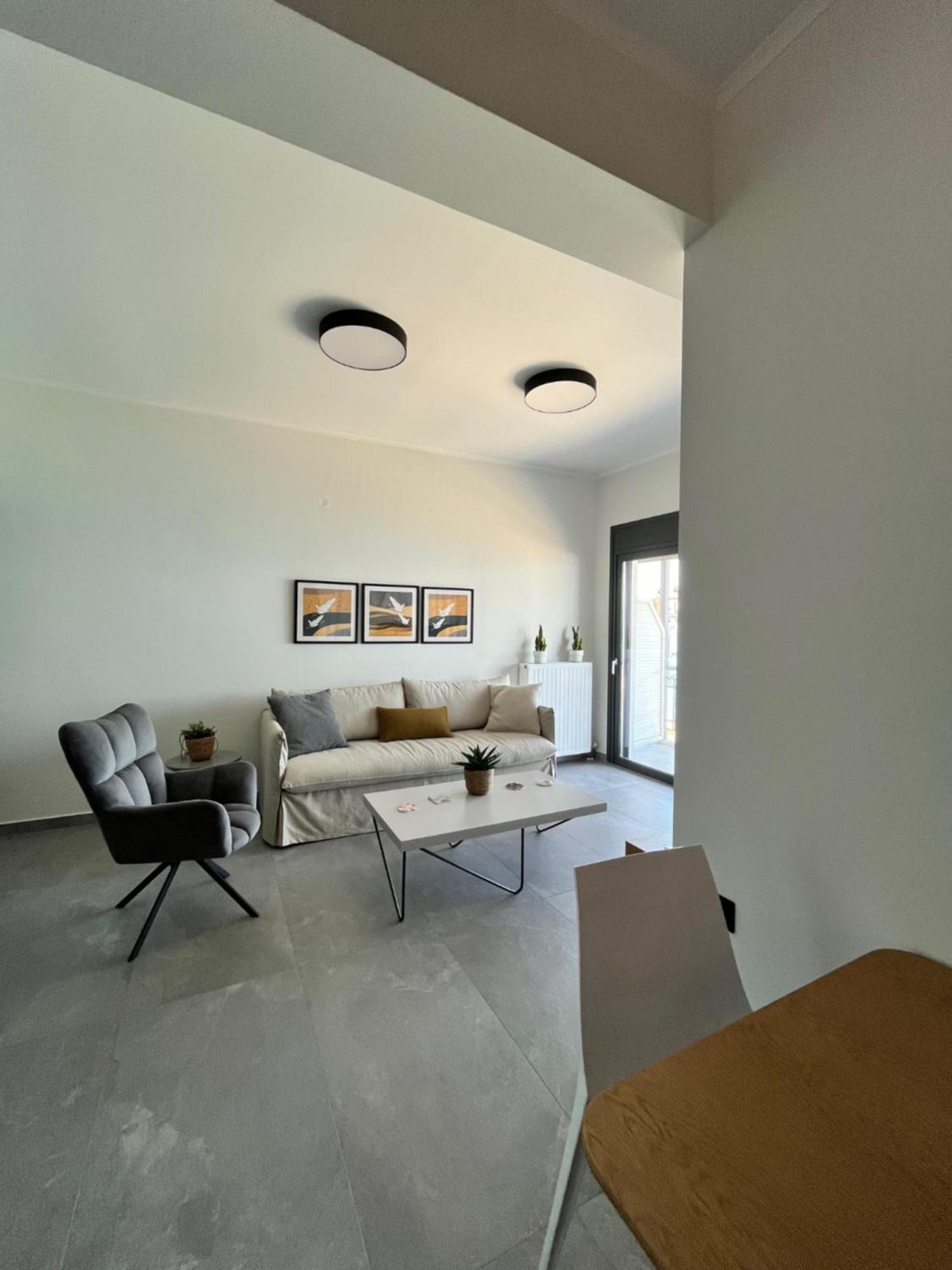 Christellie Luxury Apartment Kiáton Zewnętrze zdjęcie