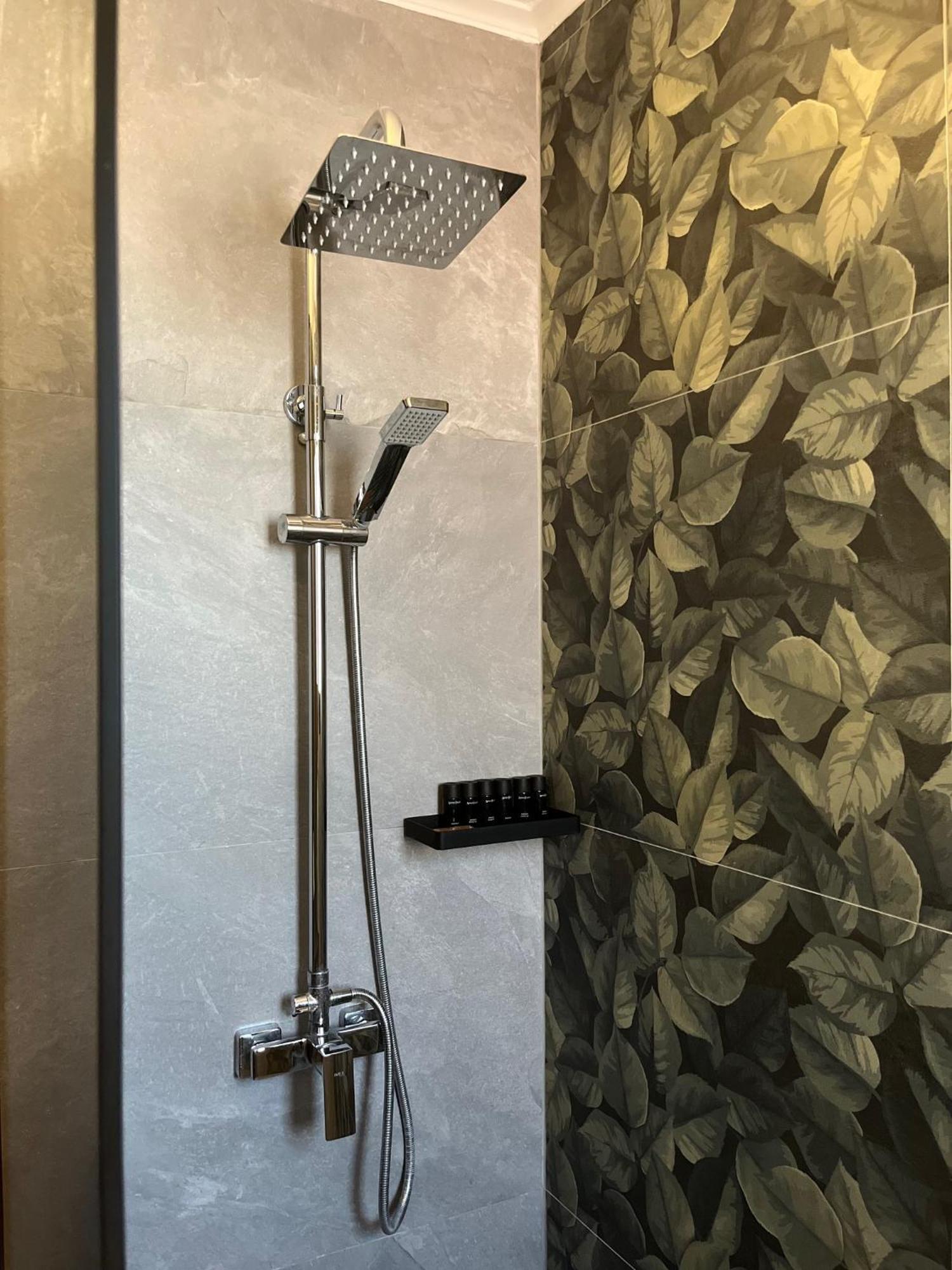 Christellie Luxury Apartment Kiáton Zewnętrze zdjęcie